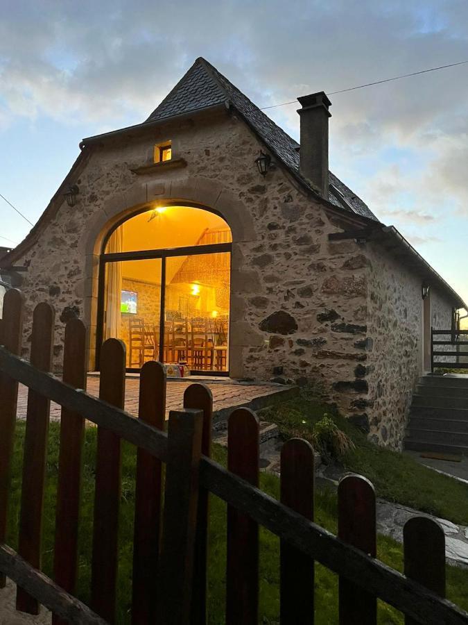 Maison Charmante A Maleville Avec Jardin Prive Et Parking.B Esterno foto